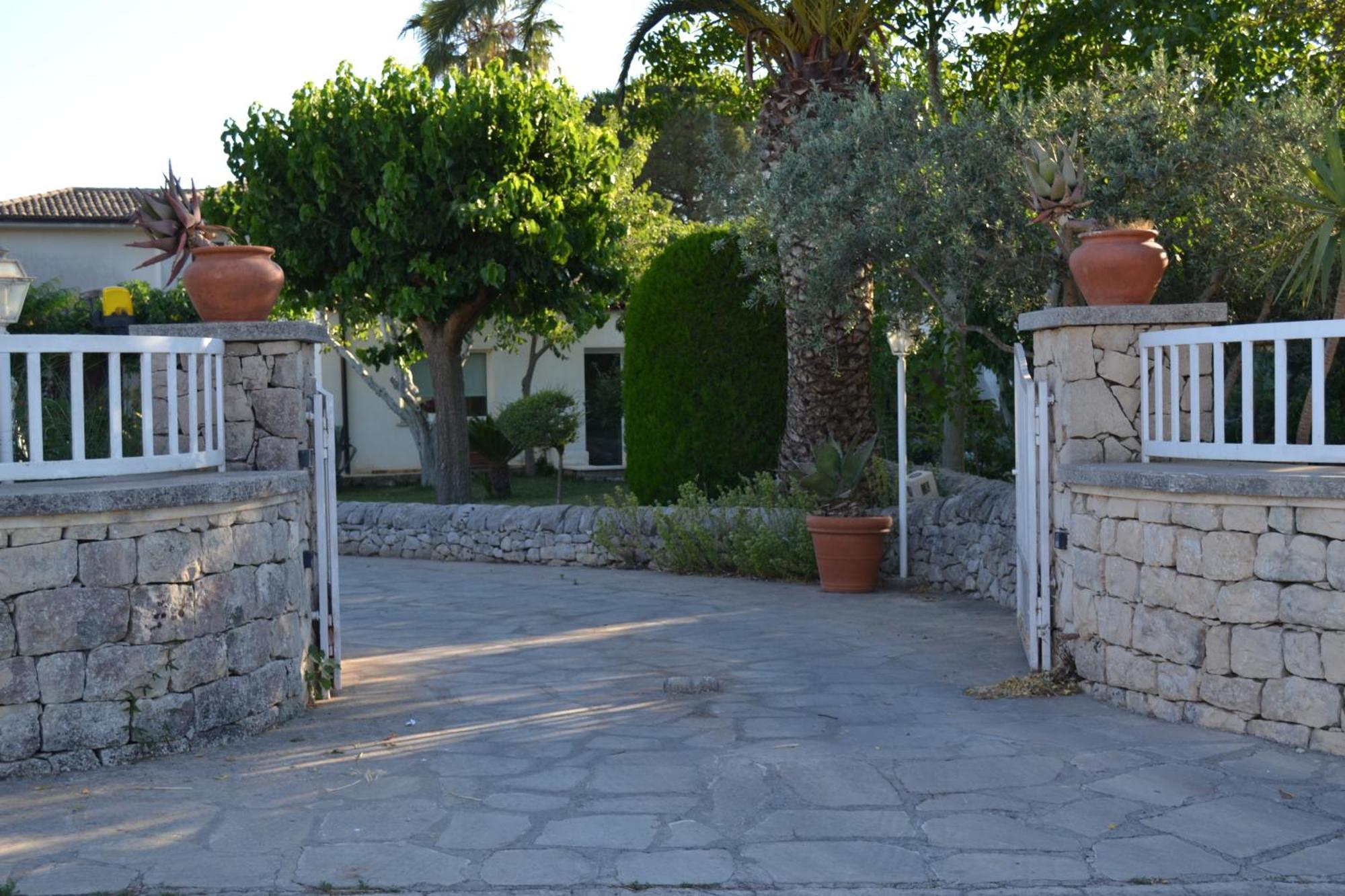 Casa Degli Avi Don Neli, Immersa Nella Natura Modica Buitenkant foto